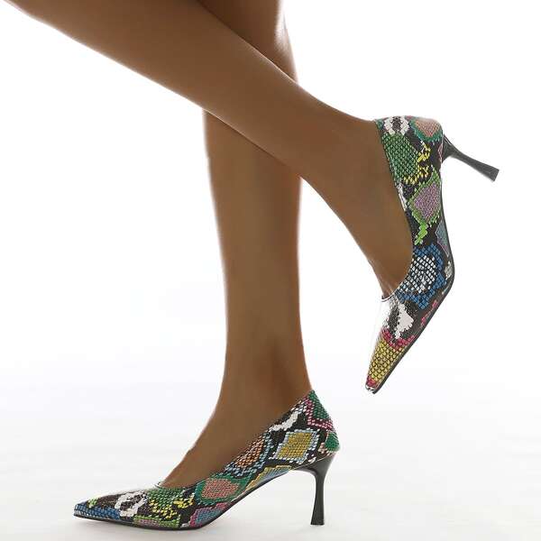 

Snakeskin Print Point Toe Court Pumps, Multicolor