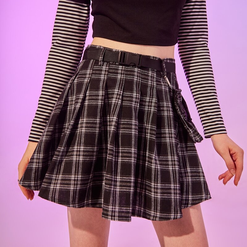 

Plaid Belted Pocket Skirt, Black