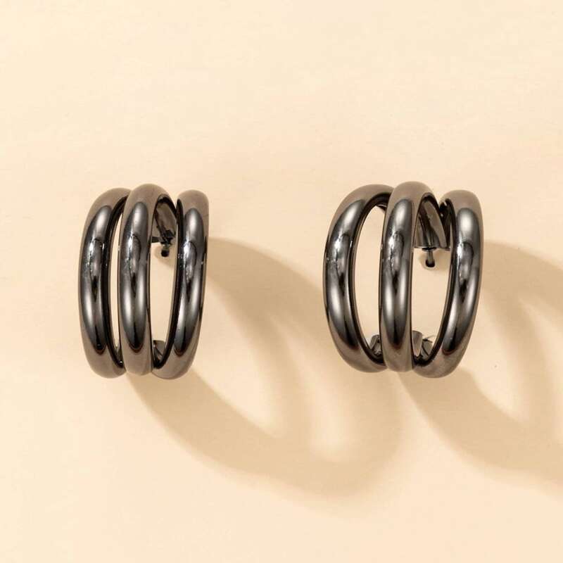 

Minimalist Hoop Earrings, Gun black