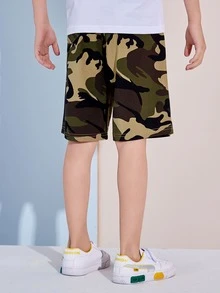 男孩迷彩印花口袋短褲