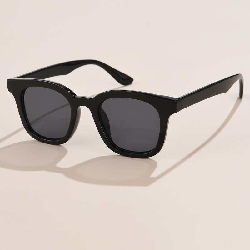 

Square Frame Sunglasses