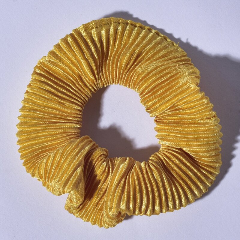 

1pc Plain Scrunchie, Yellow