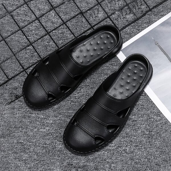 

Men Minimalist Cut Out Sandals, Black