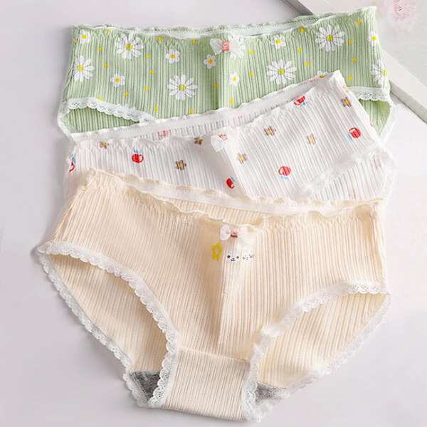 

Girls 3 Pack Cartoon Graphic Lace Insert Brief, Multicolor