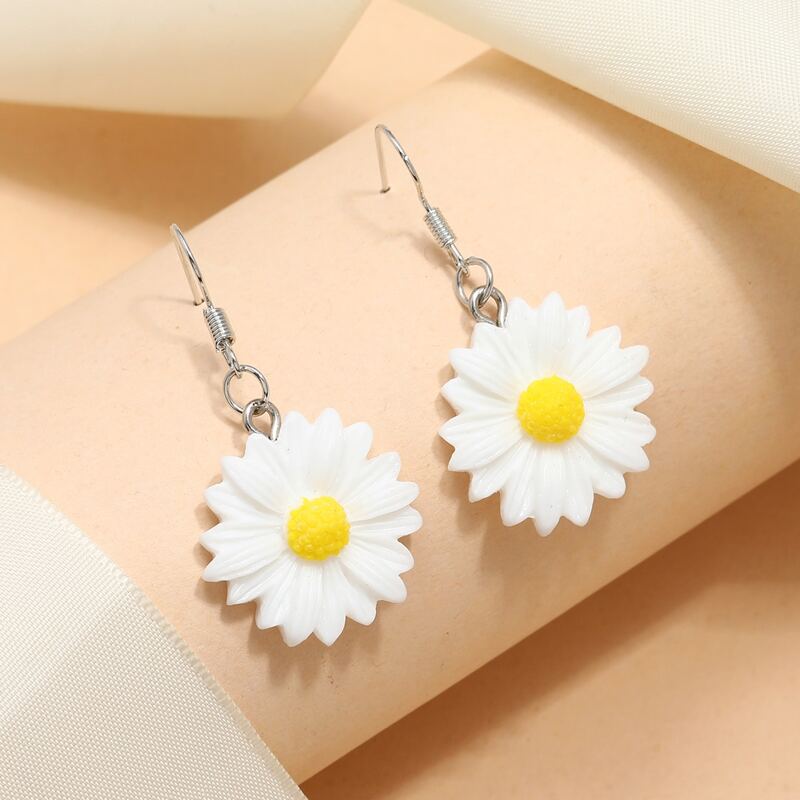 

Flower Drop Earrings, White