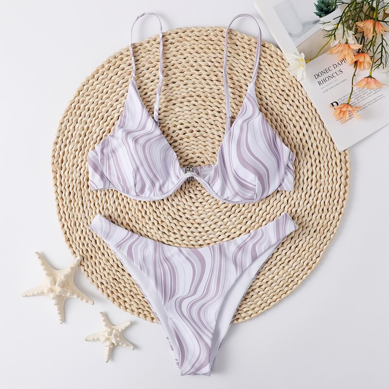 

Graphic Underwire Bikini Swimsuit, Multicolor