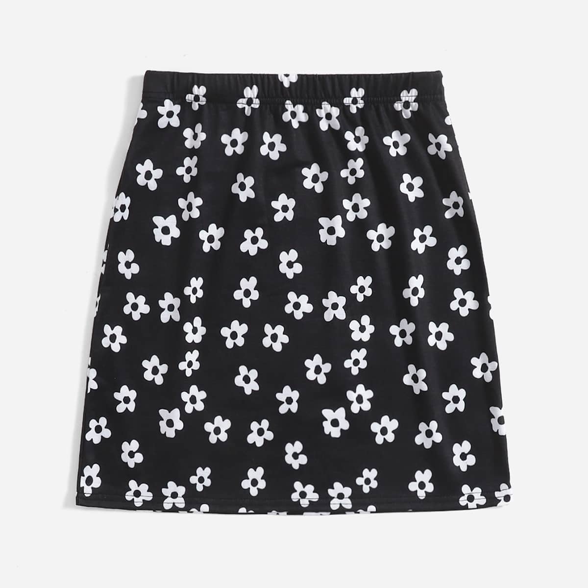 

Floral Graphic Skirt, Black and white