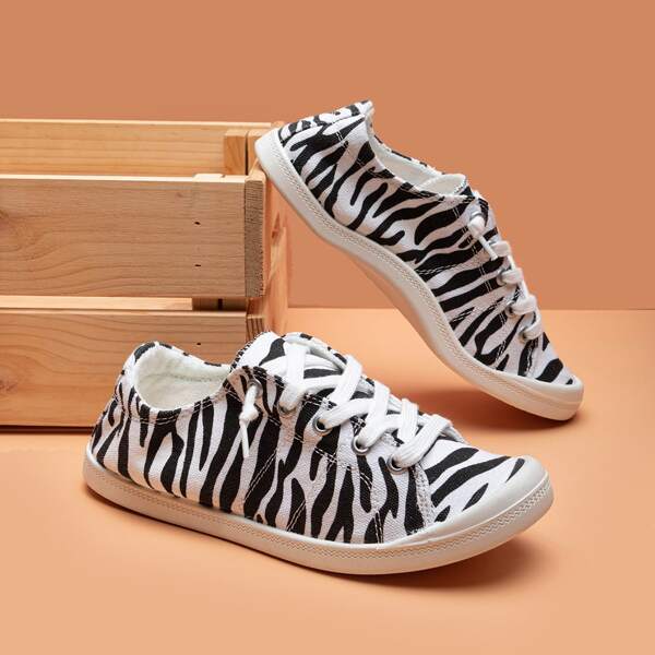 

Zebra Striped Pattern Lace-up Front Canvas Shoes, Black and white