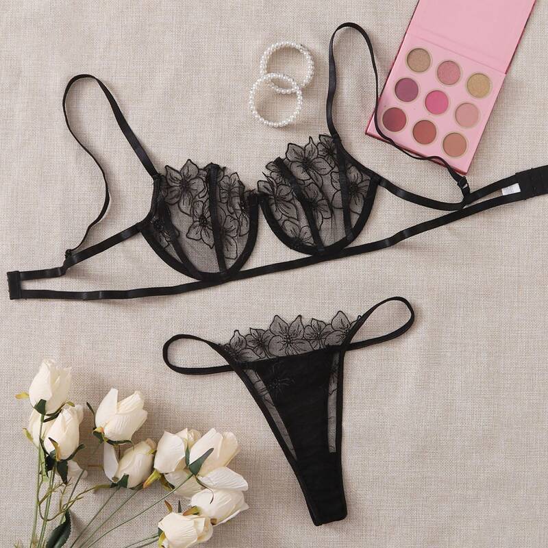

Embroidered Mesh Underwire Lingerie Set, Black
