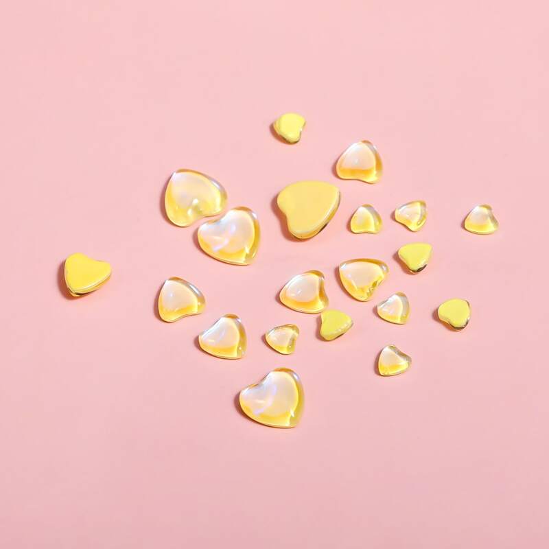 

1box Heart Nail Art Decoration, Yellow