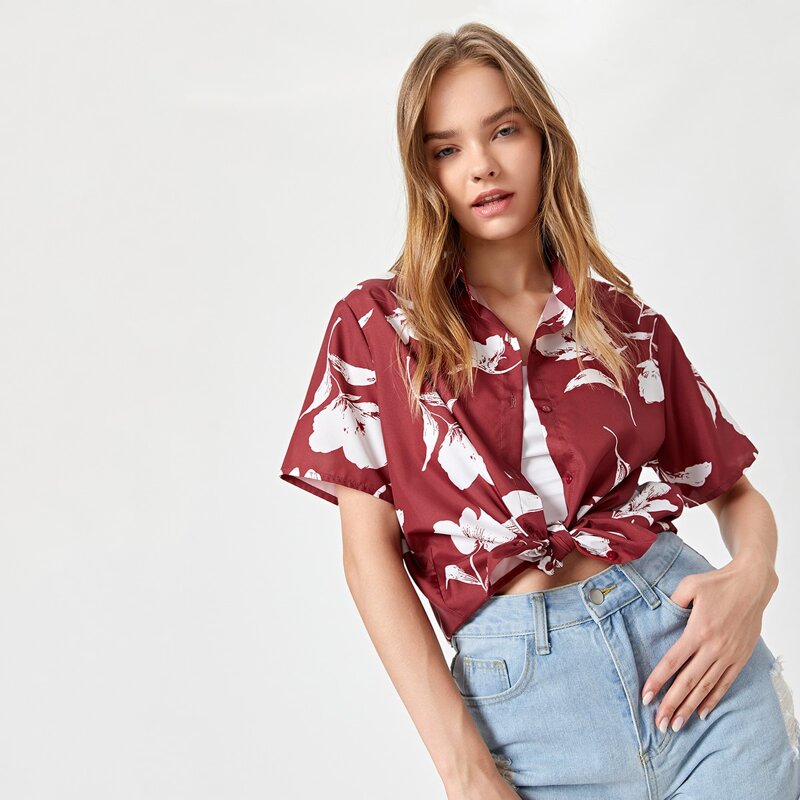

Floral Graphic Button Front Blouse, Redwood