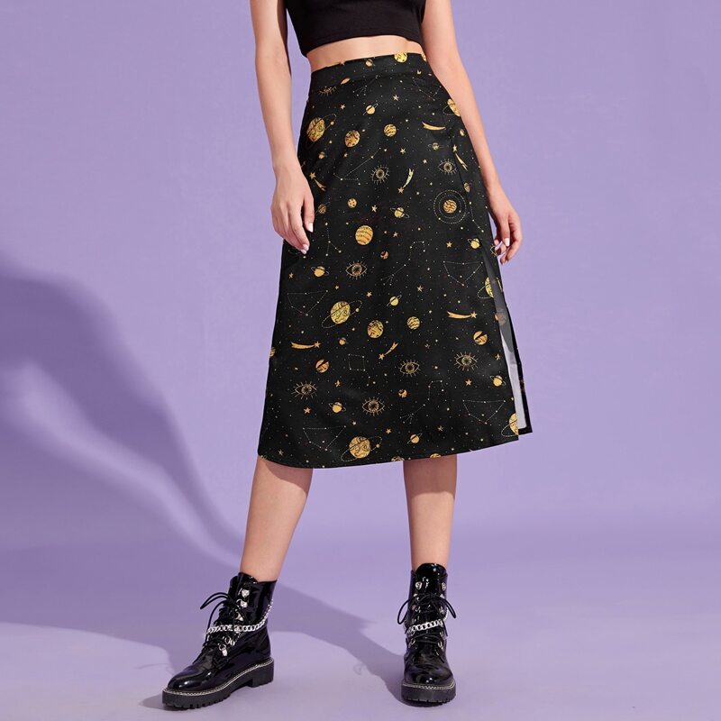 

Planet Graphic Split Skirt, Multicolor