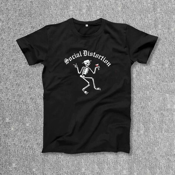 

Men Skull & Letter Graphic Tee, Black