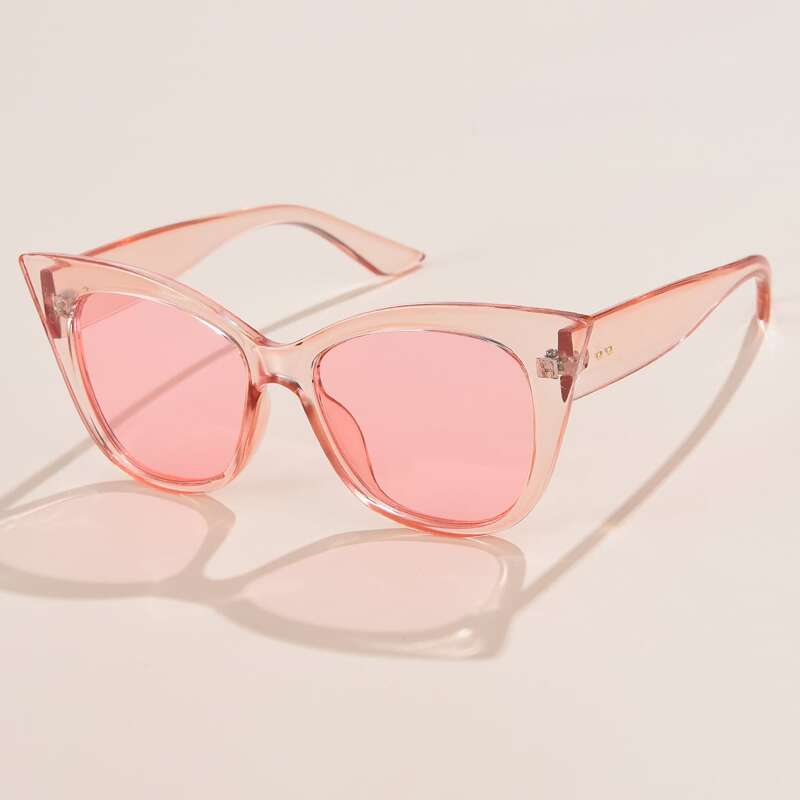 

Cat Eye Sunglasses