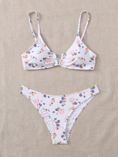 Floral V Wired Bikini For Summer Beach Vacation