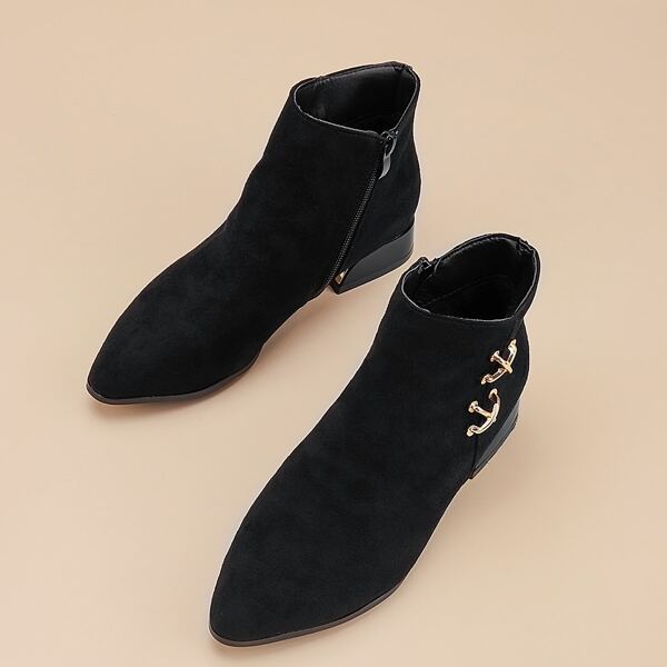

Minimalist Cross Decor Chelsea Boots, Black