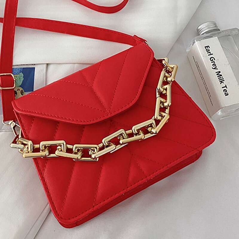 

Chain Decor Crossbody Bag, Red