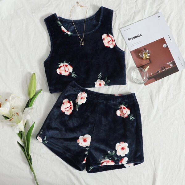 

Floral Pattern Flannel Tank Top & Shorts PJ Set, Navy blue