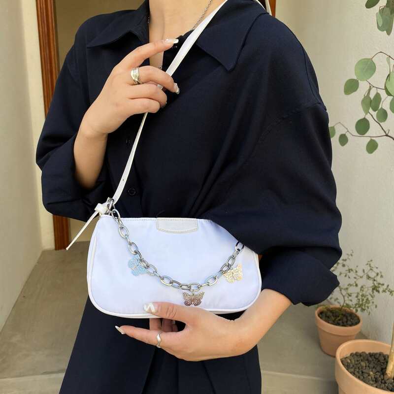 

Butterfly & Chain Decor Shoulder Bag, White
