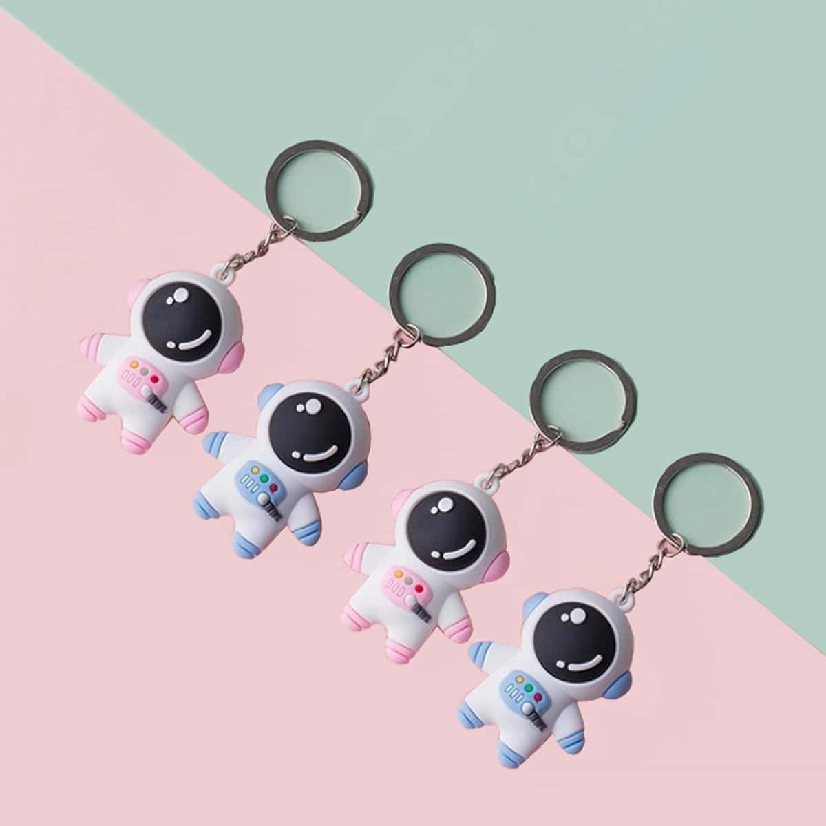 

1pc Random Color Astronaut Keychain, Multicolor