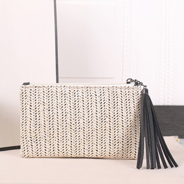 

Tassel Decor Straw Clutch Bag, Beige