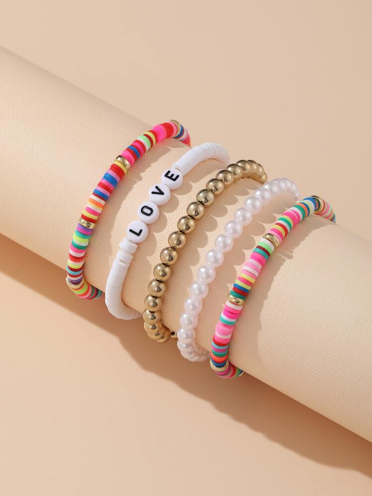 Set Di 5 Braccialetti Con Perline Di Argilla Di Molteplici Colori, Fiori Casuali Di Vari Colori E Lettere Incise. Regalo Ideale Per Donne E Ragazze | SHEIN ALIA