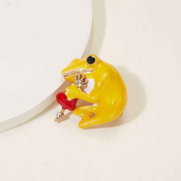 

Animal Decor Brooch, Yellow