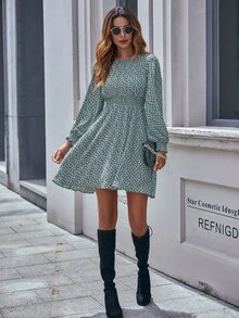 Ditsy Floral Lantern Sleeve Shirred A-line Dress - Army Green - View 3