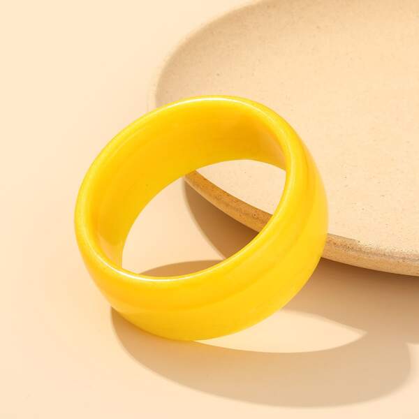 

Simple Resin Bracelet, Yellow