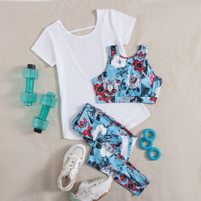 

Breathable Floral Print Sports Bra and Leggings Set With Tee, Multicolor