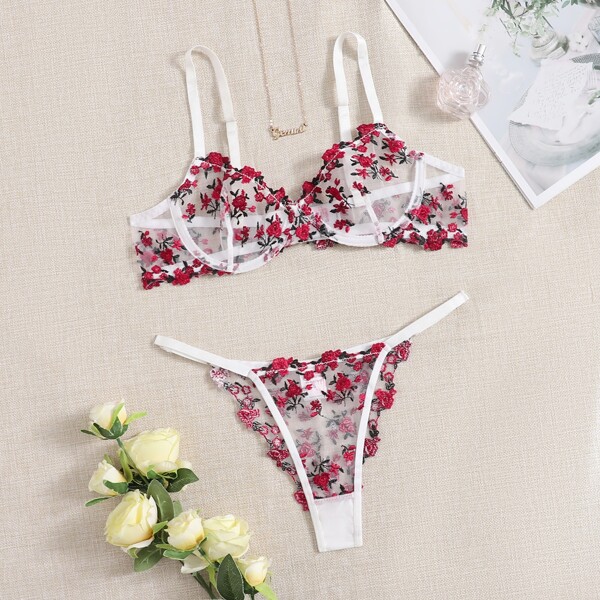 

Floral Embroidered Mesh Underwire Lingerie Set, Burgundy