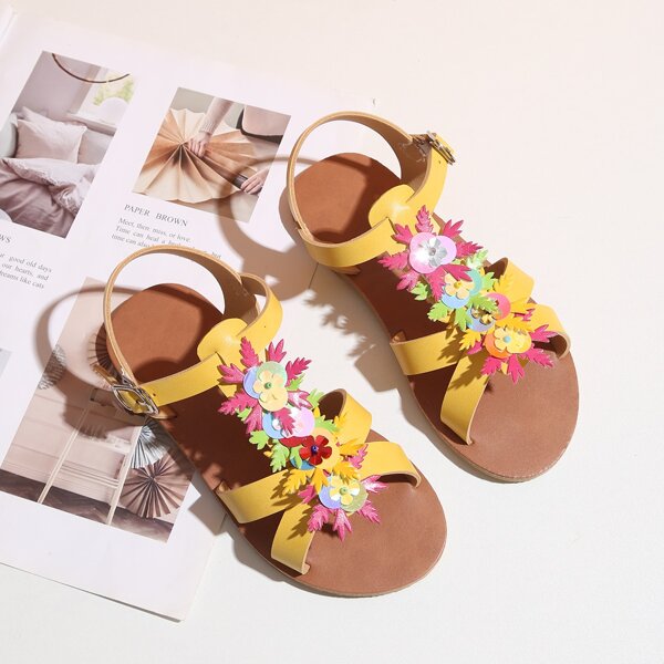 

Girls Applique Strappy Sandals, Yellow
