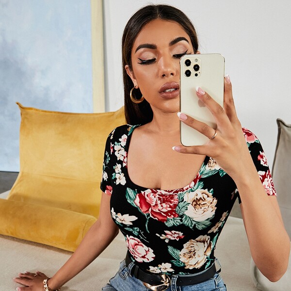 

Floral Print Scoop Neck Tee, Multicolor