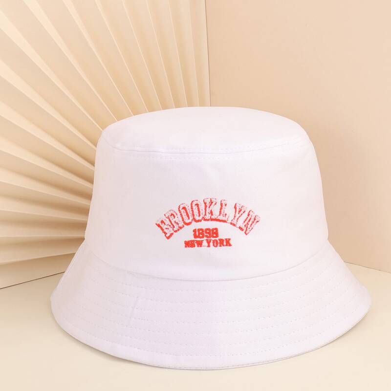 

Letter Graphic Bucket Hat, White