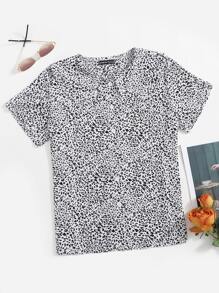 SHEIN LUNE Allover Print Peter Pan Collar Blouse - Black and White - View 1