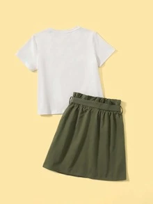 SHEIN 女孩字母圖案t恤和紙袋腰帶紐扣半身裙套裝 - 軍綠色 - 查看 2
