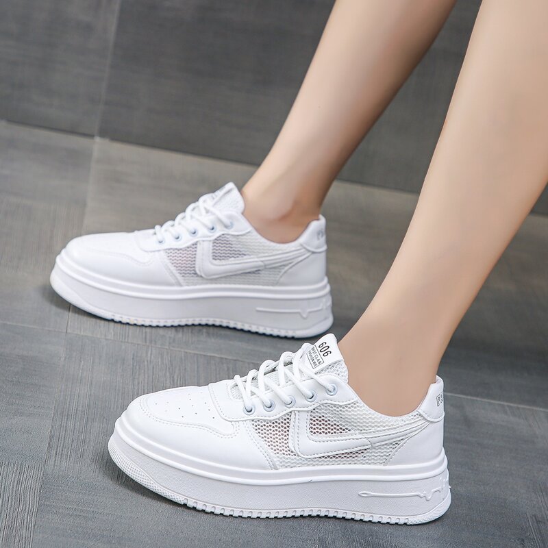 

Lace-Up Front Mesh Panel Skate Shoes, White
