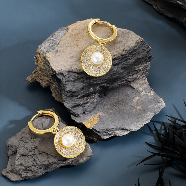 

Gold Plated Zircon Decor Earrings