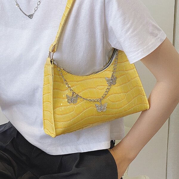 

Chain Decor Croc Embossed Shoulder Bag, Yellow