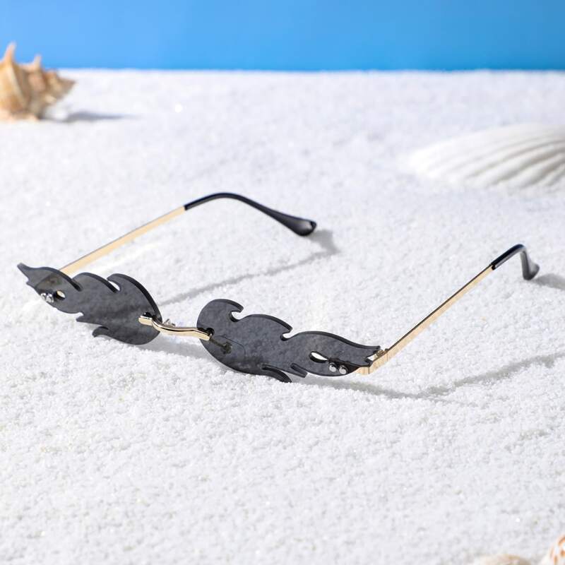 

Flame Shaped Sunglasses