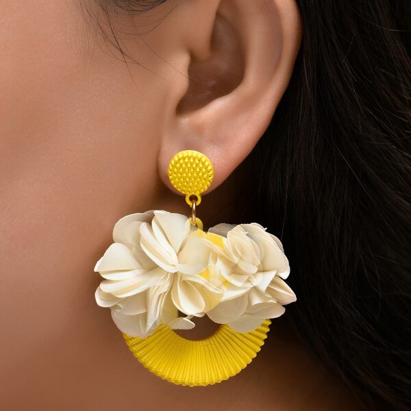 

Fabric Flower Decor Drop Earrings, Yellow