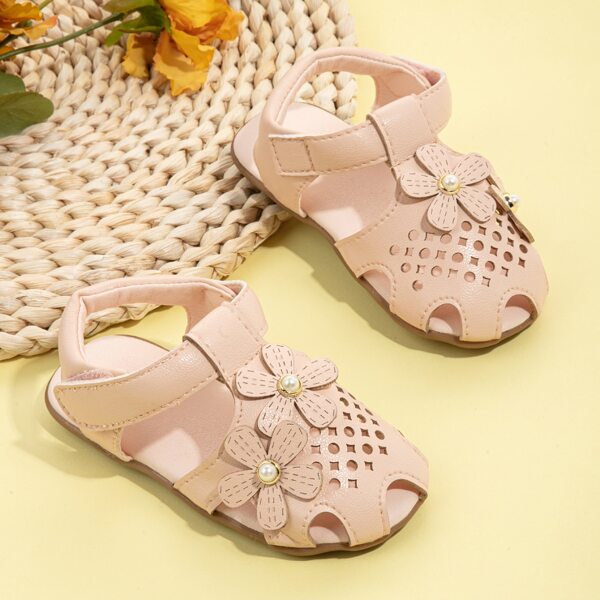

Toddler Girls Floral Appliques Hollow Out Sandals, Apricot