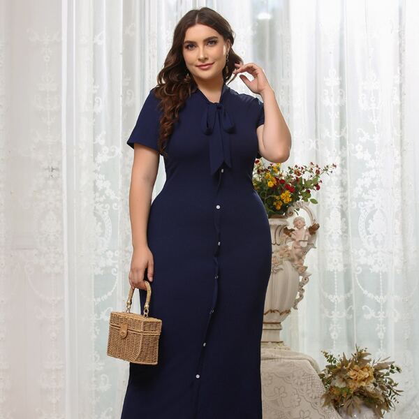 

Plus Solid Button Front Dress, Navy blue