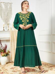Al Najma Vestido con bordado floral bajo con fruncido - Verde Oscuro - Ver 5