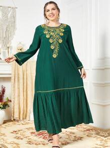 Al Najma Vestido con bordado floral bajo con fruncido - Verde Oscuro - Ver 7