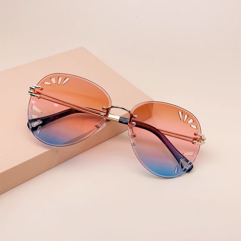 

Ombre Cut Out Lens Sunglasses