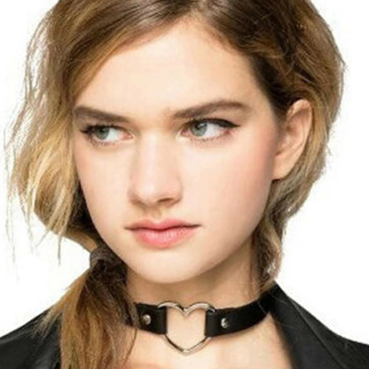 

Heart Decor Choker, Black