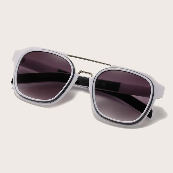 

Tinted Lens Top Bar Sunglasses