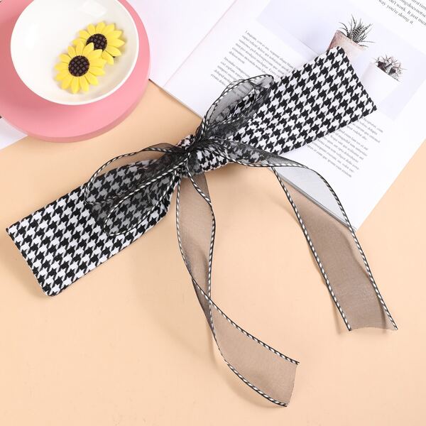

Girls Bow Hair Clip, Black and white