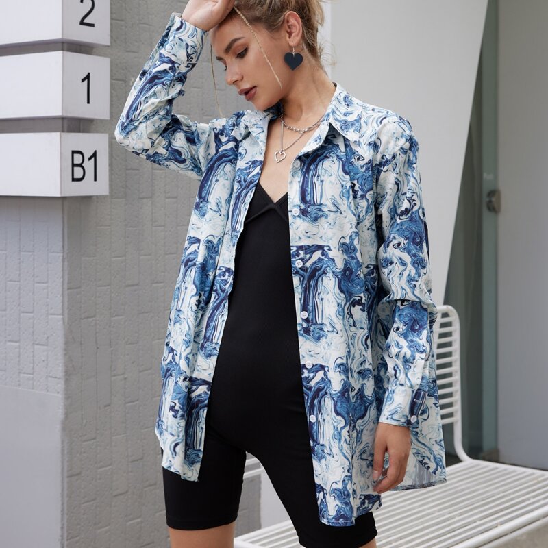 

Graphic Print Button Front Blouse, Blue and white